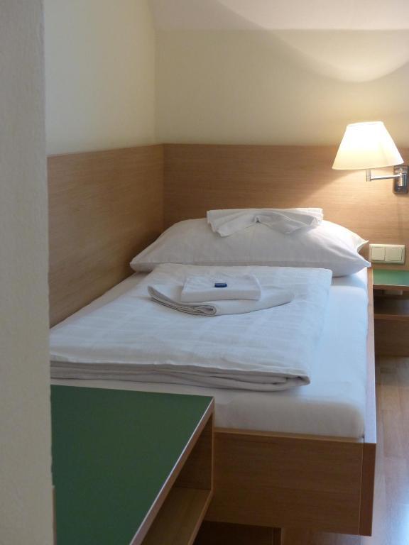 Hotel Vicedom Eisenstadt Zimmer foto